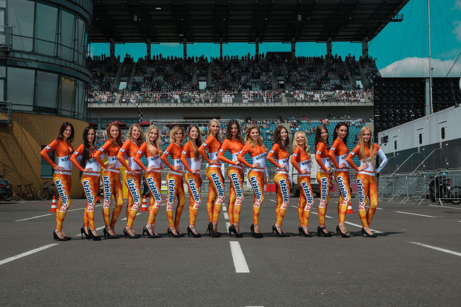 Gruppenfoto ADAC GT Masters Grid Girls