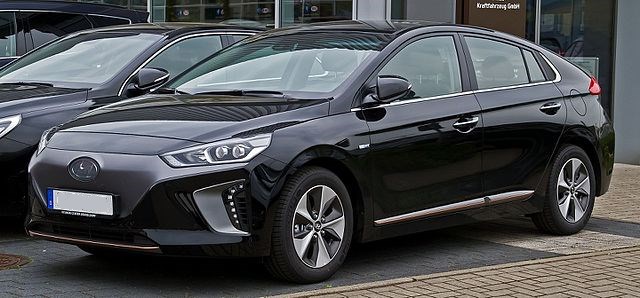 Den Hyundai Ioniq kann man mit zwei unterschiedlichen Akkus kaufen. Hyundai Ioniq