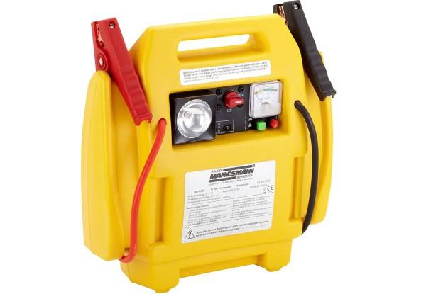 Mit einem externen Ladegerät kann man die Batterie über lange Zeit lagern. Ladegerät für die Autobatterie