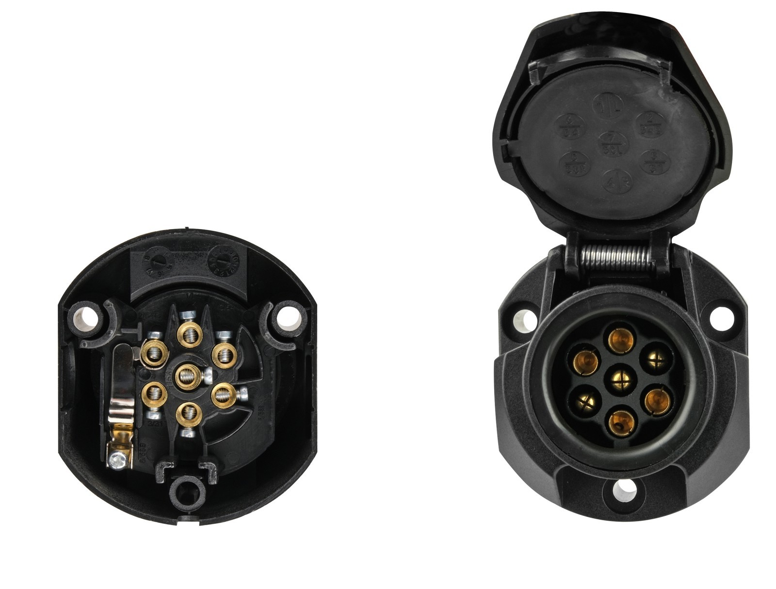 KFZ 36642: KFZ - Steckdose, 3-fach + 2x USB, 12V bei reichelt elektronik