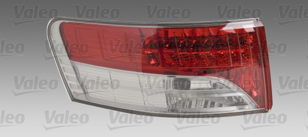 VALEO Rückleuchte LED mit Lampenträger Rechts (043963) für Toyota Avensis |